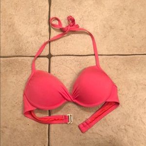 Medium swim top. Push up